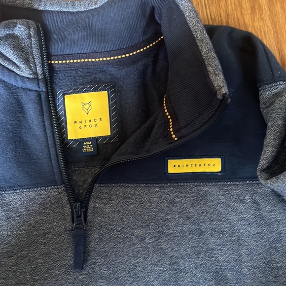 Sweatshirt size M - Picture 6 of 8